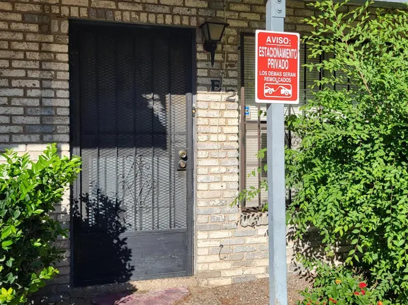 6700 Escondido Dr APT E2, El Paso, TX 79912