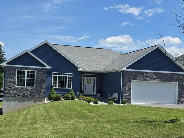 83 Graham St, Frostburg, MD 21532