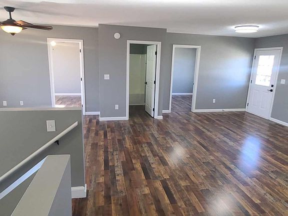 4th image of 530 Joshua Dr