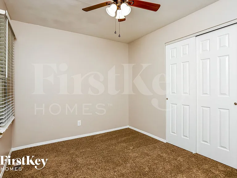 1617 Fairwood Forest Dr — Photo 10
