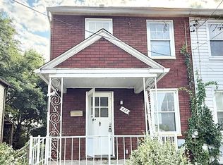 927 Vankirk St #1, Clairton, PA 15025