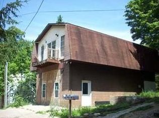 96 Walnut Rd, Elkview, WV 25071