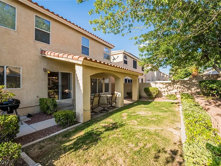 823 Beartooth Falls Ct — Photo 36