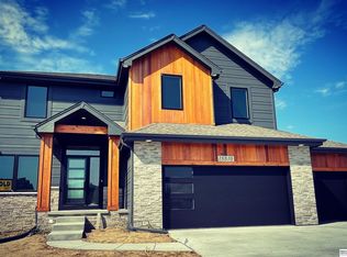 12013 S 110th Avenue Cir, Papillion, NE 68046