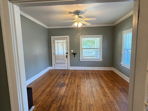 2nd image of 806 S Trenton Ave