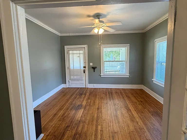 806 S Trenton Ave — Photo 2