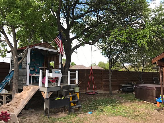 5th image of 8909 Flint Falls Dr