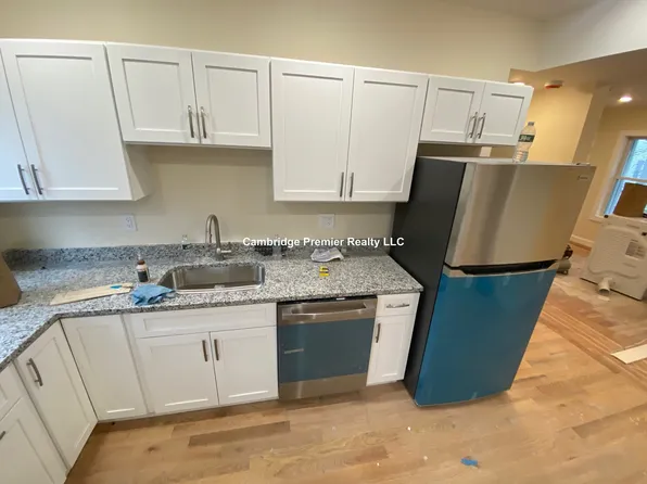 5 Lowell Cir, Somerville, MA