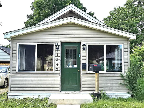 1342 Kenwood Ave, Beloit, WI 53511