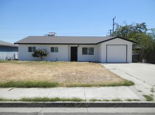 10845 Beverly Dr, Hanford, CA 93230