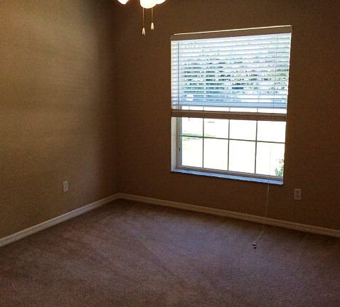 5th image of 117 Burroughs Dr