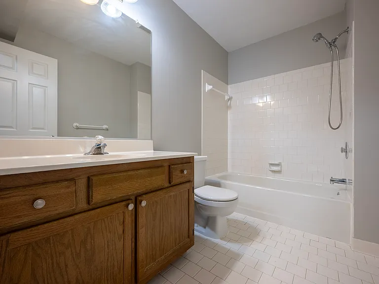 8031 Green Valley Ln — Photo 22