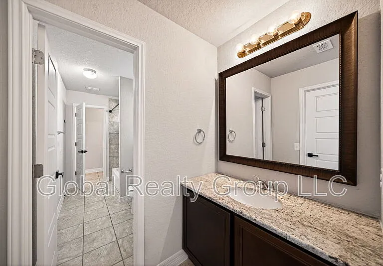 724 Saddle Cyn — Photo 32