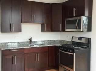2935 S Throop St, Chicago, IL 60608