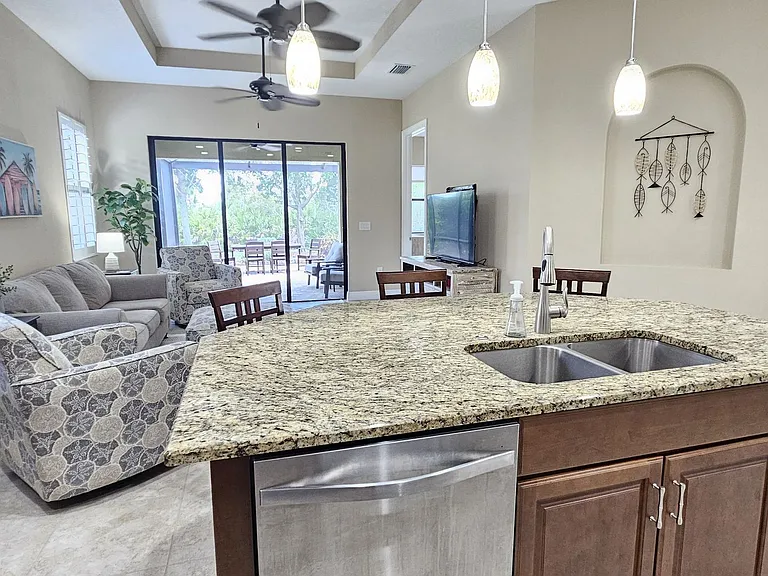 10361 Crooked Creek Dr — Photo 21