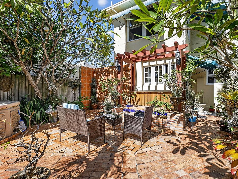 1st image of 728 Avon Road