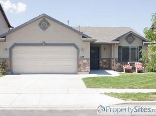 249 Buckingham Dr, North Salt Lake, UT 84054