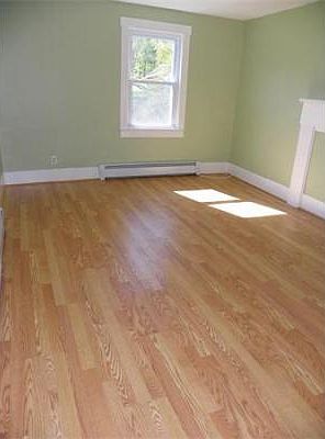 3rd image of 15 Kalle St