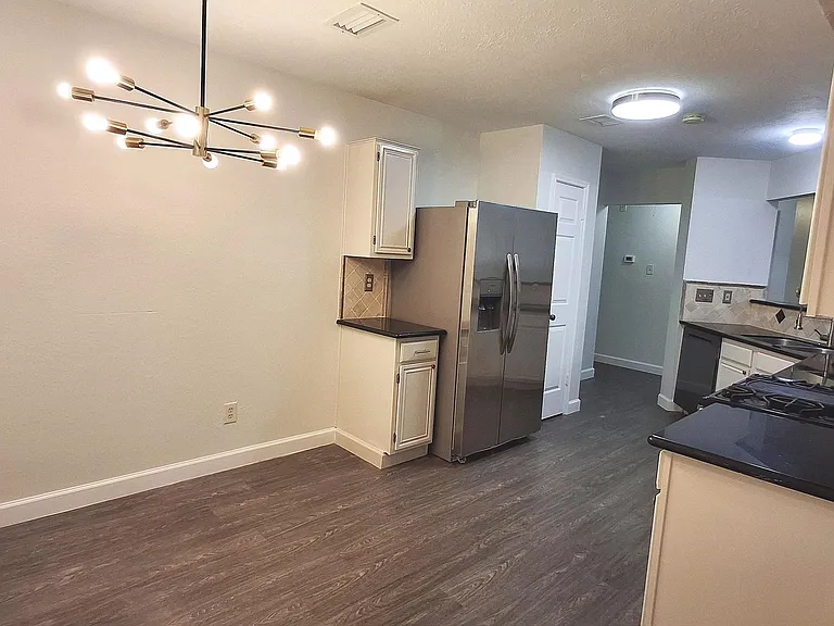11066 Landsbury Ct — Photo 11