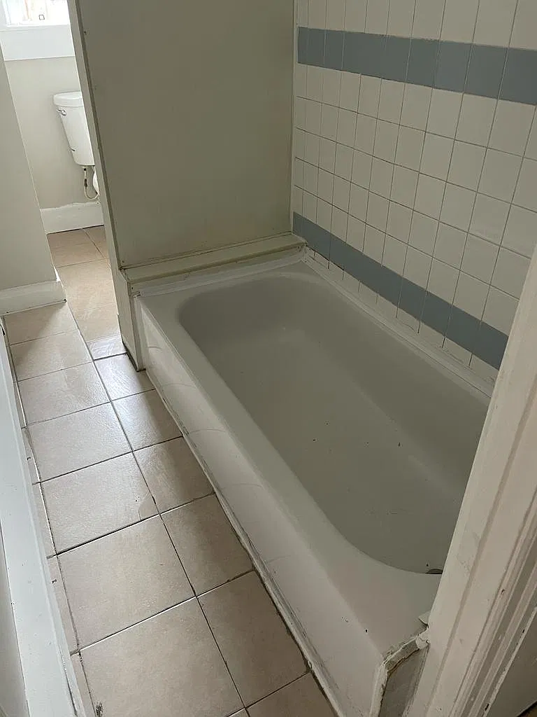2 bed, $1,000 — Photo 4