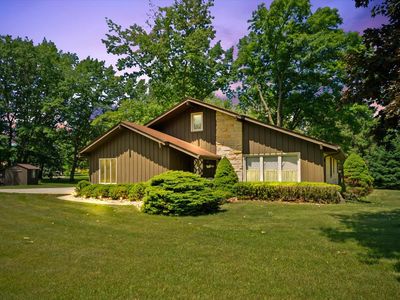 1075 East Murray LANE, Hubertus, WI, 53033