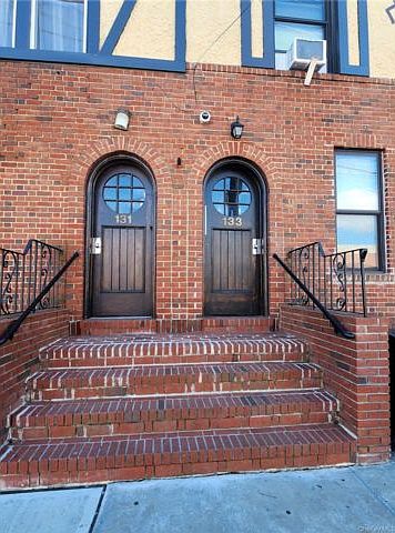 1st image of 133 Lincoln Ave #2E