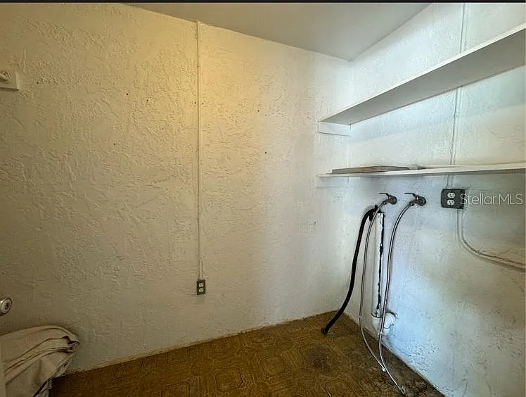 9700 Starkey Rd #322 — Photo 10