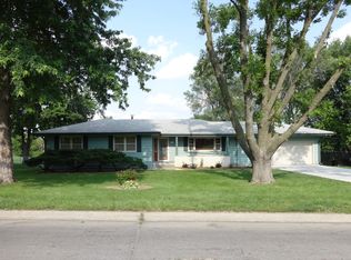 5417 N 50th St, Omaha, NE 68104