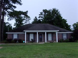 8675 Maple Dr, Semmes, AL 36575