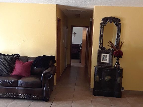 5th image of 815 Van Buren Ave NW #3