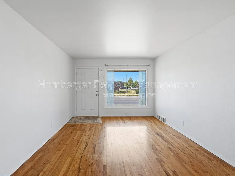5628 N Assembly St — Photo 8