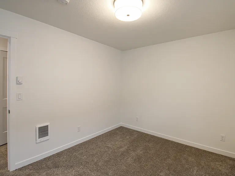1684 SE Barberry Ave — Photo 20