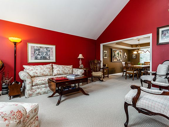 2nd image of 1216 Pleasant Knoll Dr