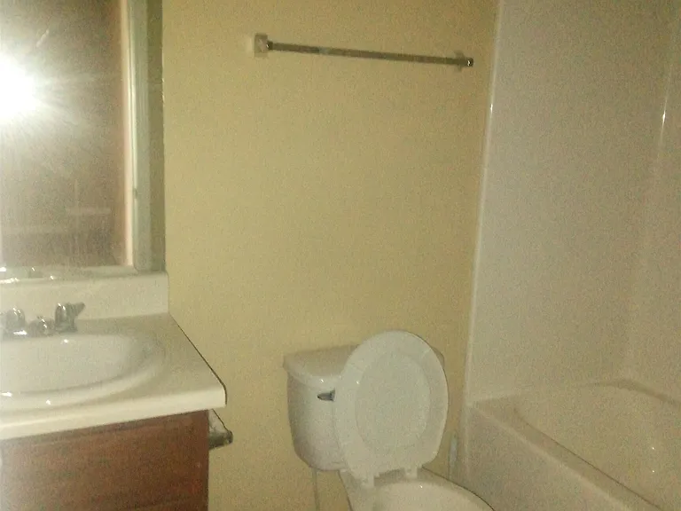 8630 Thomas Rd — Photo 16