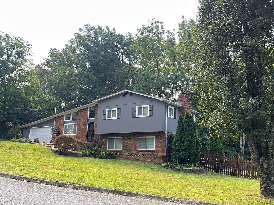 1st image of 104 Clark Ln