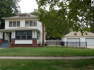 322 W Sutherland St, McPherson, KS 67460