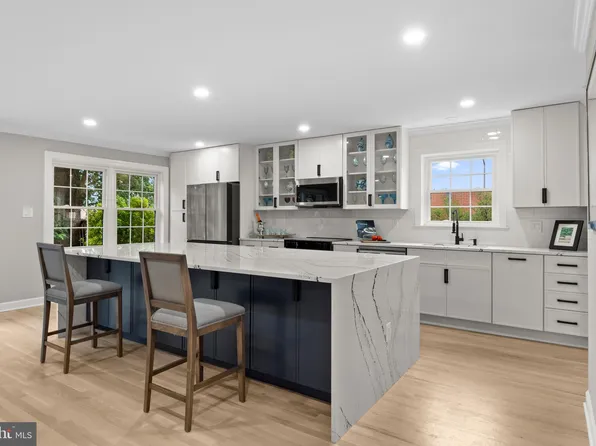 5190 Bedlington Ter, Alexandria, VA 22304