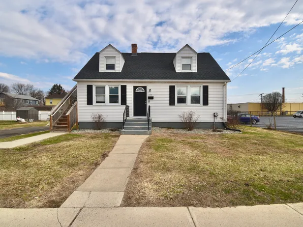 153 Bosworth St, West Springfield, MA 01089