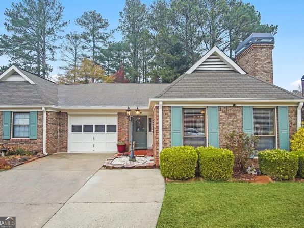 270 Jeff Davis Pl, Fayetteville, GA 30214