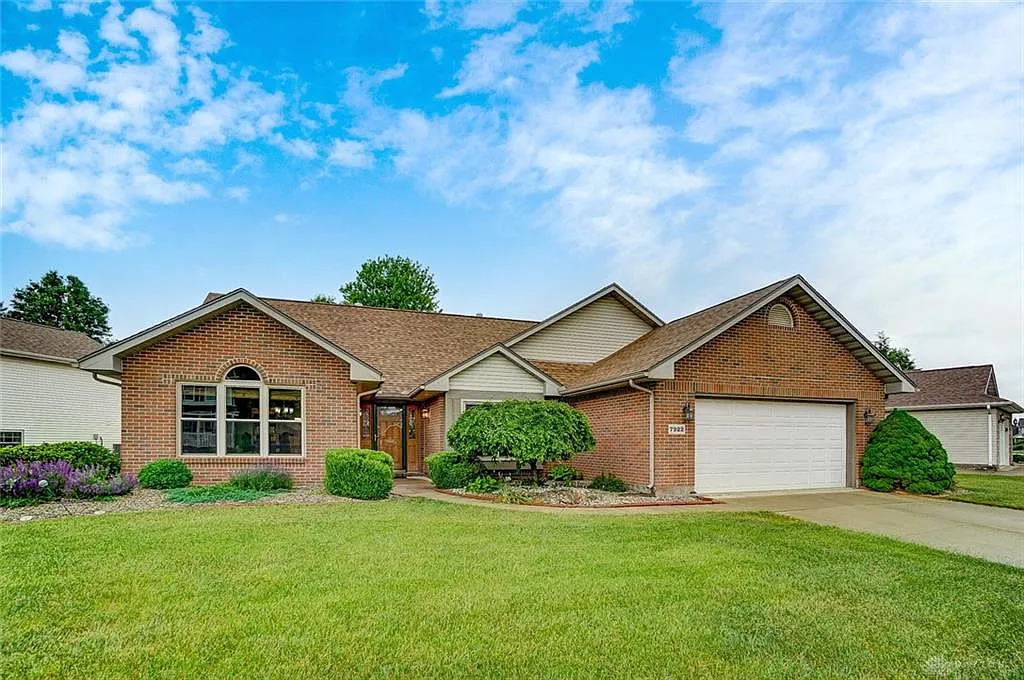 7922 Kings Ridge Cir photo 1