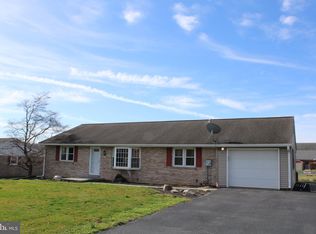 436 Ranck Rd, New Holland, PA 17557