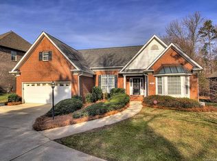 5017 Lancelot Dr, Charlotte, NC 28270