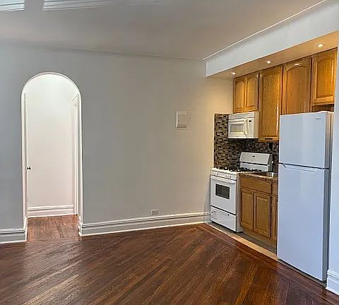 2nd image of 85-55 118th St #2B