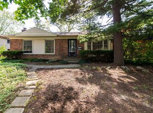 2432 Nixon Rd, Ann Arbor, MI 48105
