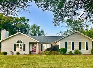 6290 E Doubletree Dr, Henderson, KY 42420