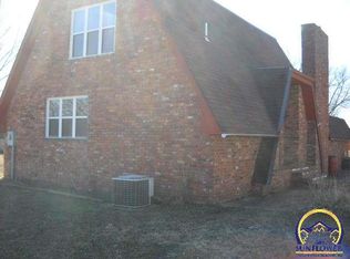 121 E Wingard Rd, Independence, KS 67301