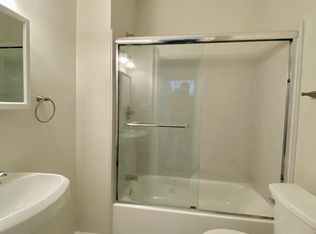 684 16th St APT E, Oakland, CA 94612