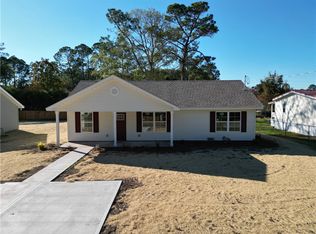 76 Ervin St, Nahunta, GA 31553