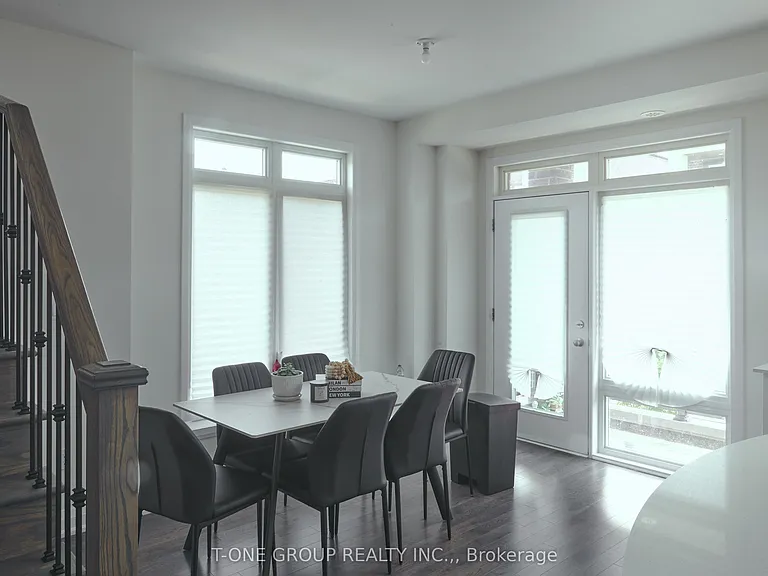 133 Moneypenny Pl N — Photo 7