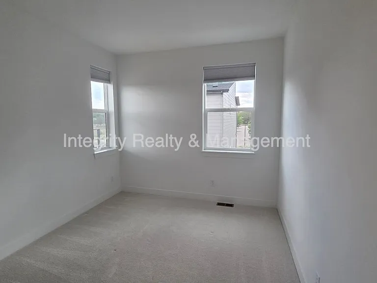 11014 E Hinsdale Cir — Photo 22